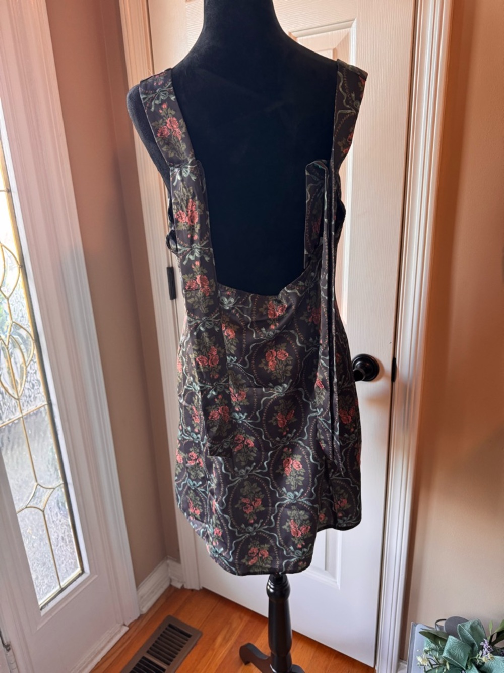 Urban Outfitters Floral Satin Mini Dress with Double Bow Back- szX-Large -NWT - Picture 7 of 14